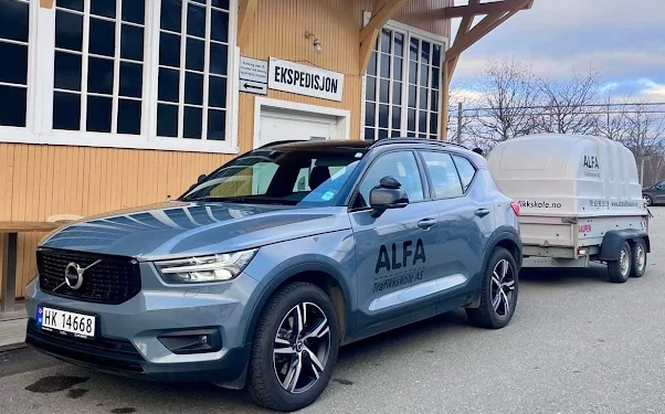 Alfa Trafikkskole hjelper deg med tilhengerlappen